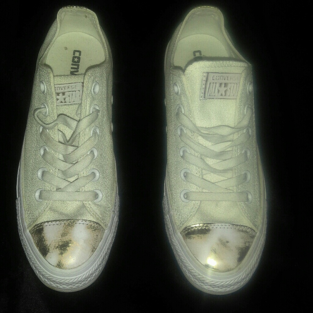 White Converse Chuck Taylor's with gold toe